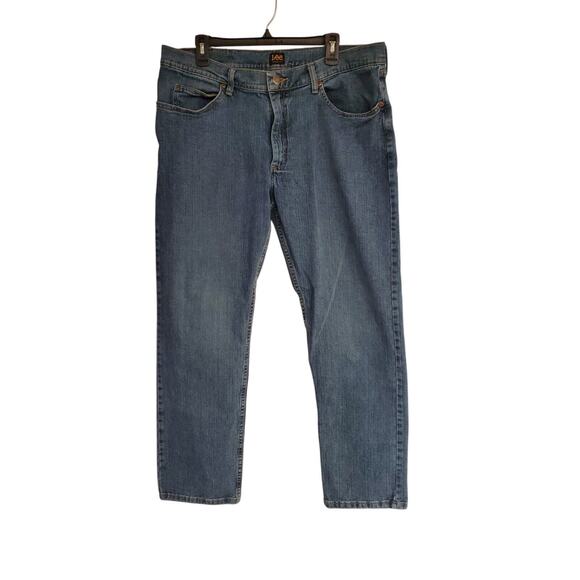 Men's Lee "Regular Fit" Medium Wash Denim Jeans | Size 38 x 32 - Picture 1 of 8
